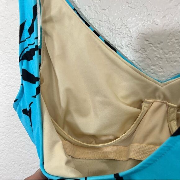 Miraclesuit One Piece Swimsuit Tropical Leaf Print Aqua Blue and Black Size 12 - Picture 11 of 13